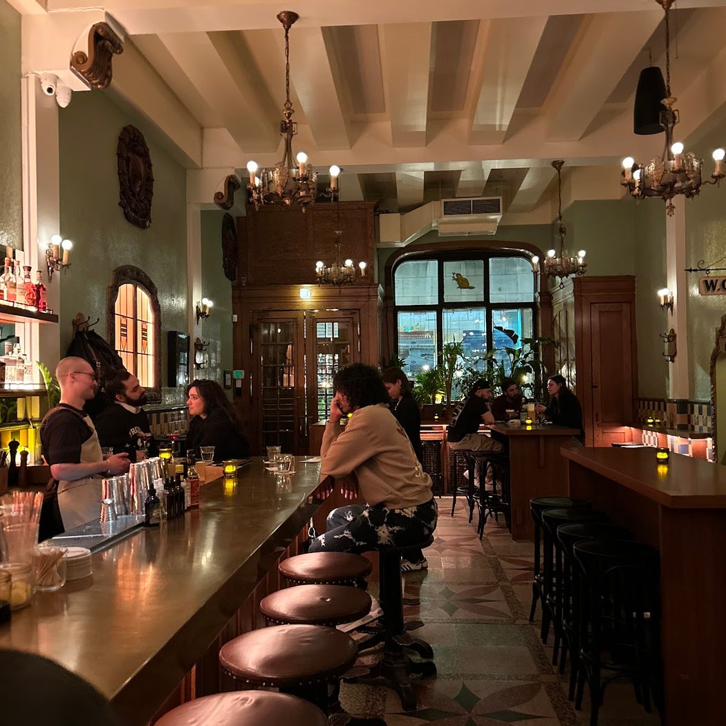 Bar Dominion 3